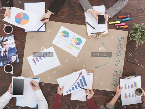 people-preparing-business-plan-PMM9WH8