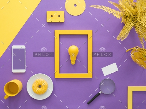 yellow-frame-on-violet-background-PNCJ6TZ